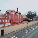 Antonio Bed & Breakfast Škvorec